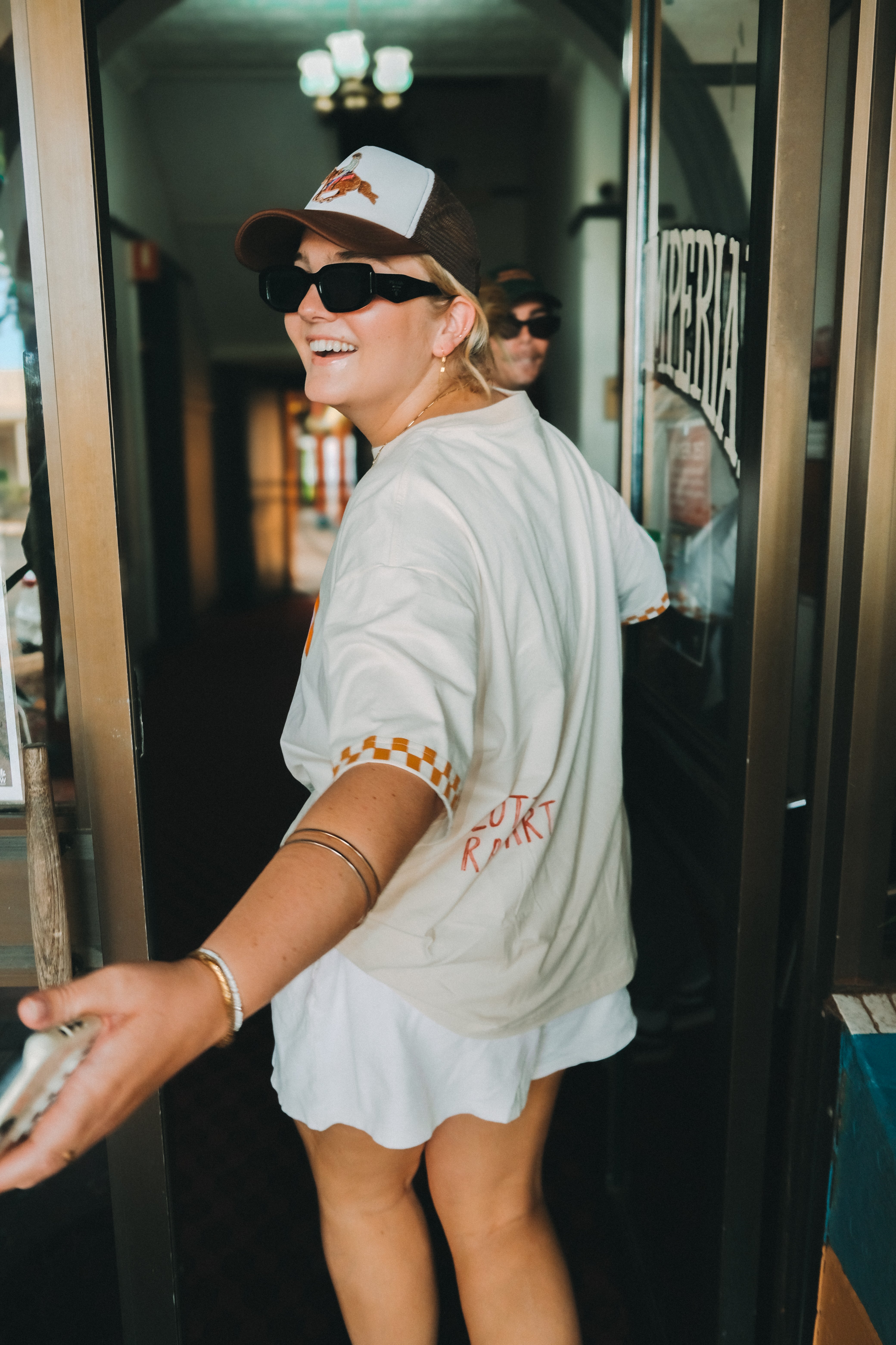 THE RAZZLE DAZZLE TEE